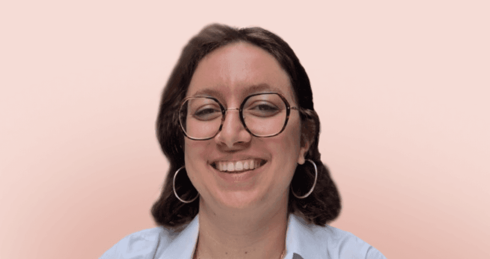 Trois minutes avec Ellyne, Chargée de gestion des projets médicaux chez deuxiemeavis.fr.