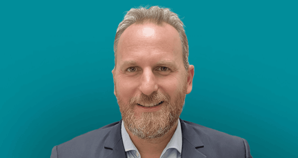 Trois minutes avec Etienne, Directeur Adjoint des Partenariats chez deuxiemeavis.fr.
